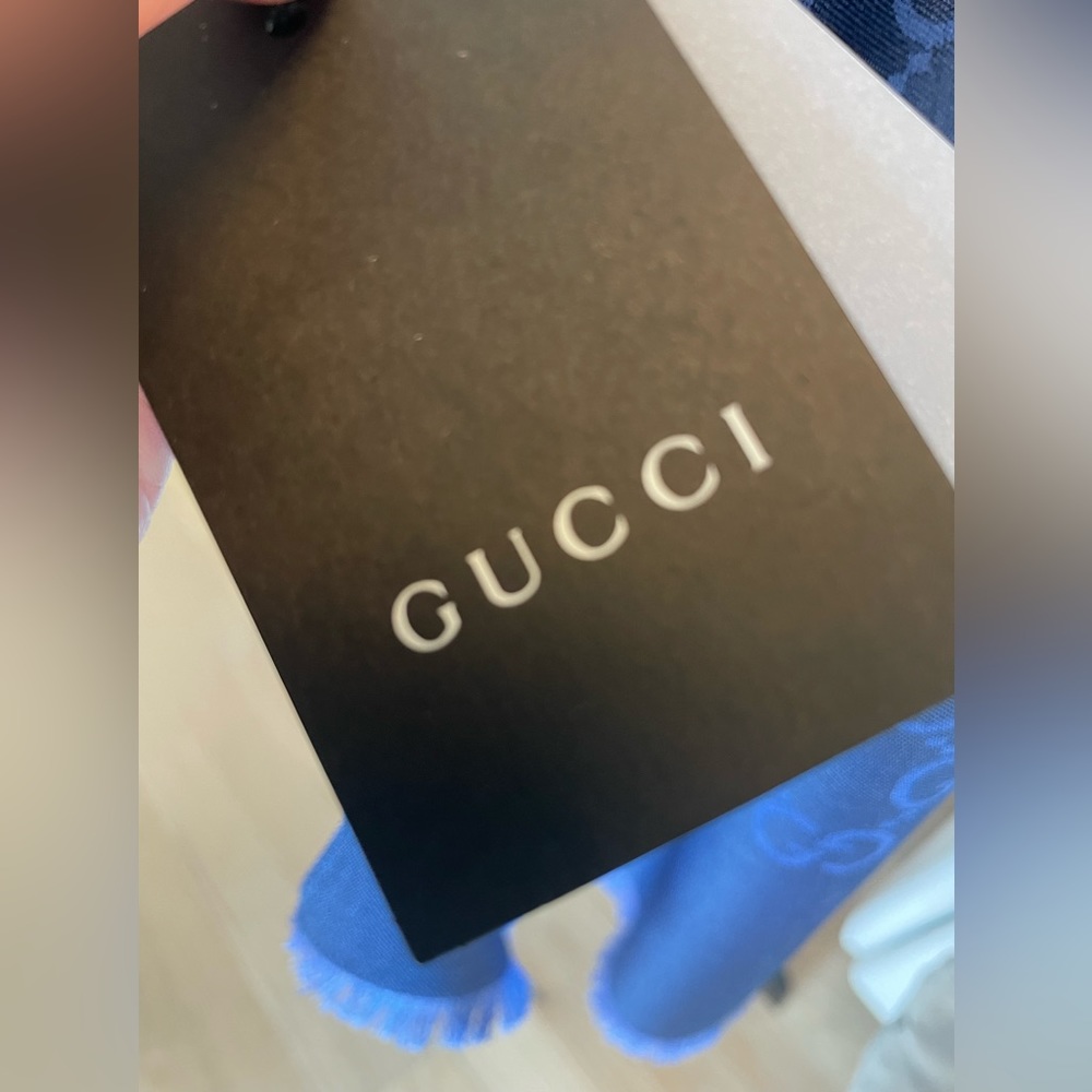 NWT Gucci GG Logo Saphire Sky Blue Monogram Wool Silk Jacquard Long Scarf Wrap - Picture 4 of 9